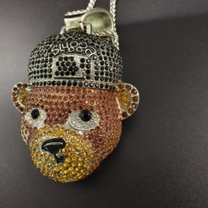 Ciondolo a Forma di Testa d'Orso Personalizzato con Strass, Gioielli <span class=keywords><strong>Hip</strong></span> <span class=keywords><strong>Hop</strong></span> per Brand di Streetwear, Logo e Confezione Personalizzabili - Product Image 3