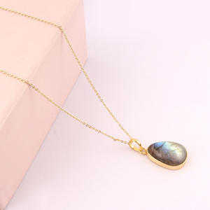 Collar de cadena con colgante de Gema natural para mujer, cadena de cadena con colgante de labradorita chapada en oro - Product Image 3