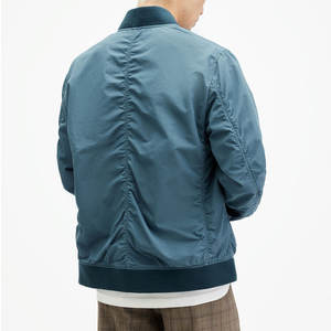 Ropa de calle Chaqueta de bombardero de tela cómoda para hombre Ropa de invierno Estilo con cremallera Bolsillos laterales Chaquetas de bombardero para hombre - Product Image 5