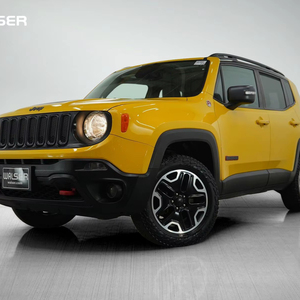 รถจี๊ปรุ่น Renegade Trailhawk 2016ใช้เบาะหนังหุ้มพวงมาลัยซ้ายเกียร์อัตโนมัติเทอร์โบ (4L) รถปิคอัพแบบใช้แก๊ส/ไฟฟ้า