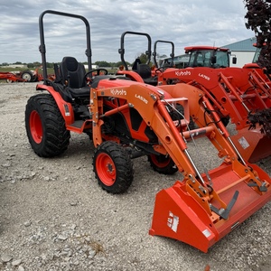 2024 for LX2620HSD 24.8 HP 4WD Automatic Gear Drive Engine Garden Tractor - Product Image 2