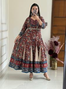 New Trendy Traditional <b>Indian</b> Cotton Kurti Set with Embroidery <b>Ladies</b> <b>Kurta</b> <b>for</b> Summer Wholesale in India - Product Image 2