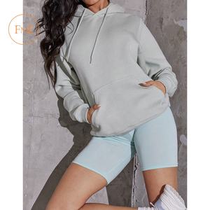 Venta al por mayor Unisex de gran tamaño cuello con capucha conjunto de invierno 100% algodón Fleec Terry de talla grande sudaderas con capucha de las mujeres con logotipo frontal - Product Image 1
