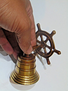 Latón macizo 2 \ "Calidad Estilo religioso Acabado en bronce Técnica pulida Campana de barco montada en la pared Campana colgante Marina Artesanía de metal - Product Image 2