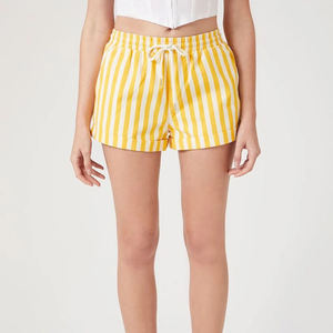 Fabrication de shorts à rayures pour femmes à séchage rapide de la meilleure qualité Concevez votre propre short à rayures pour femmes de couleur unie - Product Image 1