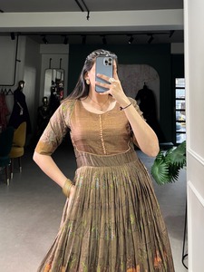 Women's Floral Print Anarkali Kurta Set with Pants & Dupatta Ethnic <b>Designer</b> Kurti Dress Wholesale in India <b>Market</b> - Product Image 6