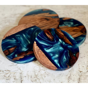 Alfombrillas y almohadillas de mesa transparentes de madera y resina hechas a mano forma y tamaño personalizados posavasos de Metal de Color marrón a la venta - Product Image 5