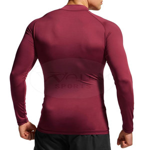 Ropa transpirable del último diseño del protector de erupción de los hombres de la nueva llegada del servicio del OEM hecha en Paquistán - Product Image 3