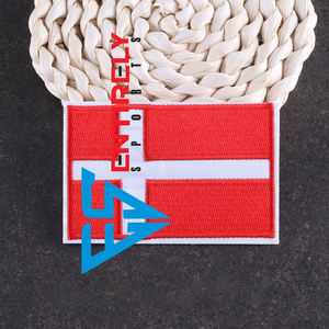 Tela de sarga de alta calidad para coser parche bordado de hierro logotipo personalizado al por mayor para decoración de sombreros insignias formas de flores de corazón - Product Image 4