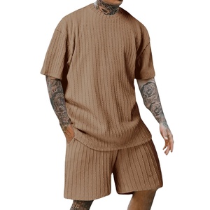 2025 nuevo traje deportivo y de ocio para hombres, Camiseta de cuello redondo de Color sólido, pantalones cortos, traje de verano de 2 piezas a la moda para hombres 2026 - Product Image 3