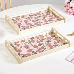 Plateaux de service en bois élégants avec poignées durables à imprimé floral, parfaits pour les collations au thé et au café et les fêtes - Product Image 1
