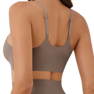 Nueva llegada Sujetador deportivo Ropa deportiva transpirable hecha de poliéster Spandex para la venta en línea - Product Image 4