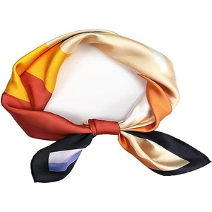 Foulard bandana carré Design personnalisé Logo 100% coton mode cheveux été Produit de meilleure qualité Mouchoirs - Product Image 2