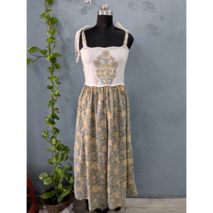 Robe d'été en coton imprimé à la main, style indien, imprimé en bloc, écologique, longue robe, bretelles réglables, sans manches - Product Image 1