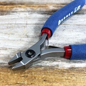 Tronex 747 Alicates de punta de cadena de acero inoxidable con mango azul, agarre ergonómico largo, herramienta profesional de precisión para hacer anillos y joyería - Product Image 1