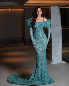 Robe de bal en satin à une épaule élégante avec fête élégante à volants asymétriques décorée de motifs - Product Image 1