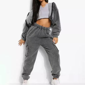 Design personnalisé délavé à l'acide survêtement pour femmes haut nouveau survêtement court grande taille avec hauts courts en gros 100% coton joggers - Product Image 4