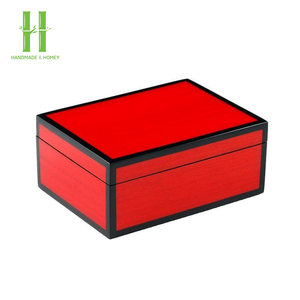 Boîte à bijoux en laque Laque personnalisée à haute brillance Cadeau de luxe Boîte d'emballage de bijoux en bois Produit fabriqué au Viet Nam - Product Image 6