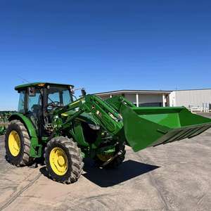 Tracteur agricole d'occasion John Deere 5100M 4x4 à vendre - Product Image 1