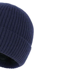 Gorros unisex cálidos y elegantes hechos de acrílico suave, perfectos para ropa de invierno, moda informal o marca promocional - Product Image 2