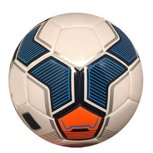 Balón de Fútbol Personalizado OEM/ODM de TOP GOZ TRADERS para Entrenamiento y Partidos, Tamaño Oficial, Hecho en Pakistán - Product Image 1