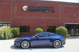 Construit confortable légèrement utilisé 2022 Pors-che 911 Carrera S - Product Image 4
