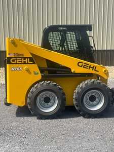 Haute qualité utilisée R165 Skid Steer Loader S160 S450 Mini chargeur avec roue et moteur à noyau de chenille et pompe à vendre - Product Image 4