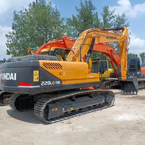 รถขุดมือสองคุณภาพสูง ยี่ห้อฮุนได รุ่น R220LC-9S ขนาด 22 ตัน ผลิตในเกาหลี ปี 2021 เครื่องยนต์ 125 กิโลวัตต์ ราคาแข่งขัน พร้อมปั๊มหลัก - Product Image 1