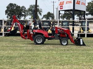 รถแทรกเตอร์ Massey Ferguson 1GC.23 พร้อมบุ้งกี๋ตักดินและแบคโฮ - Product Image 3