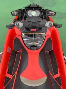 Factory-Direct R X T 300 J e t S k i 300HP turboalimentado con casco Ergolock Seat ST3 para carreras competitivas - Product Image 5