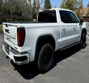 AUTOS USADOS EN VENTA 2023 GM-C Sierra1500 AT4 3.0L Turbodiésel 4WD/AWD Grado Industrial/DIY OEM 2 Años de Garantía Origen EE. UU. - Product Image 2