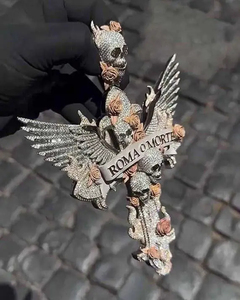 จี้กางเขนแฟชั่นฮิปฮอปแบบสั่งทำพิเศษ ประดับเพชรโมอิสซาไนต์ VVS เงินแท้ 925 รูปปีกกางเขนสีชมพู สำหรับผู้ชายและผู้หญิง - Product Image 3