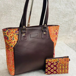 Pochette fourre-tout indienne de grande taille faite à la main officielle 2044 poche arrière à fermeture éclair en nylon résistant à l'eau couverture décontractée - Product Image 1