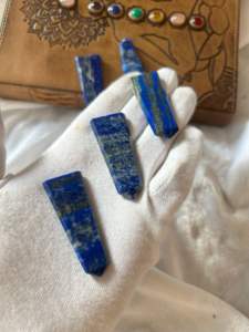 100% baguette de crayon Lapis Lazuli sculpté naturel poli Feng Shui cristal à pointe plate pour l'énergie de guérison artisanat en pierre semi-précieuse - Product Image 3