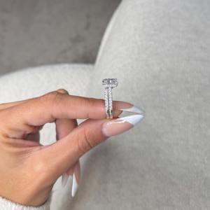 Ensemble de bague de fiançailles de rêve avec diamant de 4,00 carats, taille coussin, avec bande assortie, diamant de laboratoire, or blanc 18 carats, certifié IGI, F VVS2 - Product Image 4