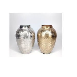 Elegante jarrón de metal dorado con acabado plateado y dorado, perfecto para almacenamiento de flores de mesa y decoración del hogar para bodas - Product Image 1