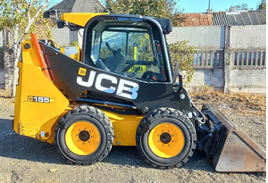 Mini-chargeuse sur pneus JCB 155 de 56 CV, équipement de construction compact à vendre - Product Image 2