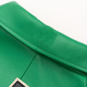 Veste pour homme Veste universitaire en cuir de vache de qualité supérieure pour nouveau couple Vente en gros Manteau décontracté en cuir imprimé Service universitaire OEM - Product Image 5