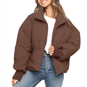 Chaqueta acolchada para mujer diseño acolchado ligero aislado largo con cierre de cremallera chaqueta acolchada elegante transpirable cálida - Product Image 1