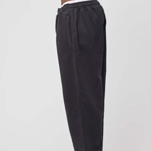 Joggers décontractés élégants pour hommes avec poches-Taille à cordon de serrage, polyvalents pour des looks décontractés ou sportifs - Product Image 2