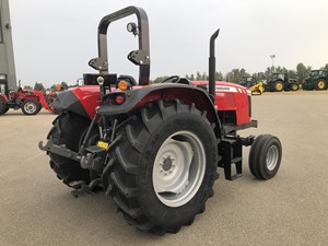 Tracteur à roues Massey Ferguson 4709 4WD 70 CV avec moteur de 40 CV, pompe hydraulique de 50 CV, moteur à engrenages pour travaux agricoles - Product Image 4