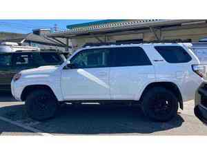 SUV 4x4 d'occasion pas cher en cuir, toutes saisons, pour 2020 - Product Image 2