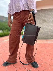 Nouveau sac en cuir usiné aztèque occidental de style innovant sac à bandoulière d'outillage marron Vintage sacs à main en cuir matelassé aztèque Unique - Product Image 6