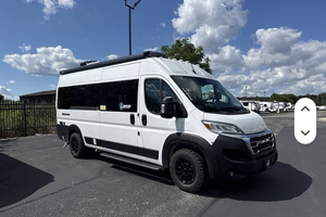 Nuevo RV Camper Moderno 2027 Thor Sequence 20Y, Listo para Envío - Product Image 6