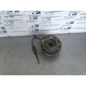 Mozzo de roue avant gauche Opel Astra H GTC 93178652 (05>) - Product Image 1