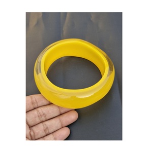 Bracelets en résine ronds personnalisés | |   Brillant, accrocheur, parfait pour les créateurs de tendances | |   Meilleure qualité en Inde - Product Image 1