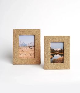 Cadre photo en bois finition naturelle, porte-photo écologique pour un style d'intérieur durable - Product Image 3