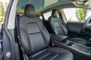 Modelo Y Long Range AWD usado en buen estado - Product Image 5