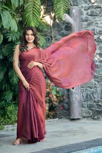 Exportateur indien de tissu satiné 100% nylon, léger et lisse, pour la mode et les doublures, disponible au meilleur prix - Product Image 6