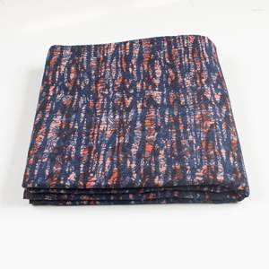 Nueva colección hecha a mano de tela de algodón floral con estampado tradicional en índigo para vestidos y decoración del hogar. - Product Image 1